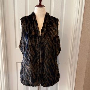 Chico's Elegant Black Vest with Faux Fur Accent